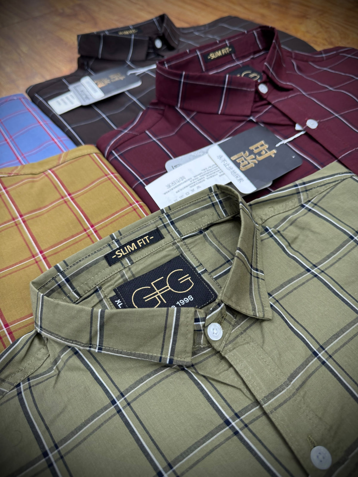 Men's casual shirt
